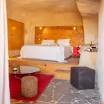Serinn House אורחן אורגופ