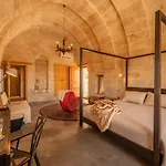אורחן Serinn House