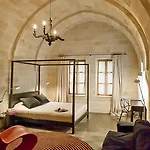 Serinn House אורחן
