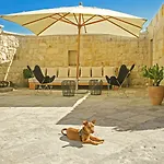 Serinn House אורחן אורגופ