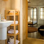 Serinn House אורחן