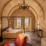 Serinn House 3*