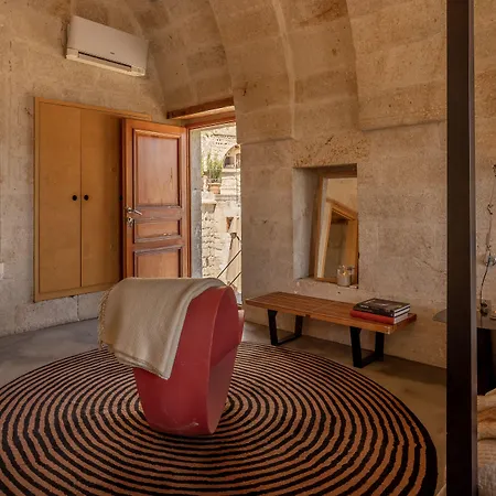 イン セリン ハウス ウルギュップ