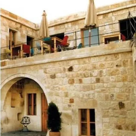 Serinn House
