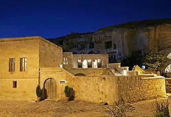 Serinn House
