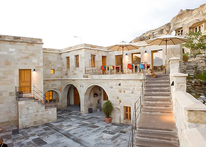 Πανδοχείο Serinn House