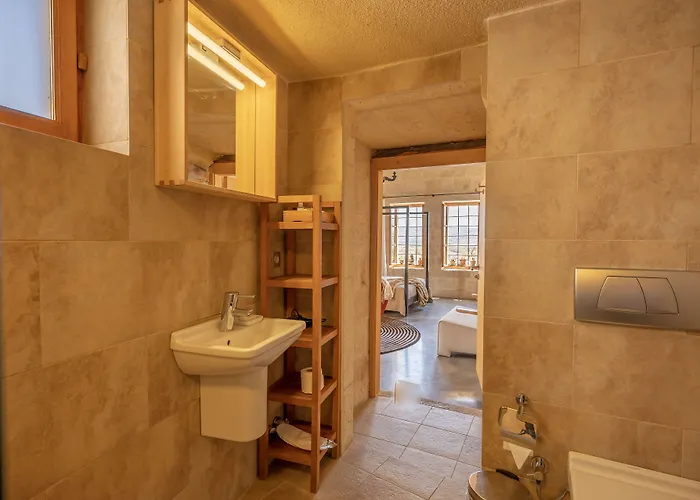 Πανδοχείο Serinn House 3*